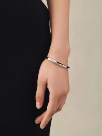 Armbandet Tourni Vridet armband Armbandet Tourni Vridet armband