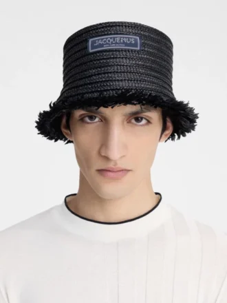 Bacino-buckethat Slitna raffiahattar