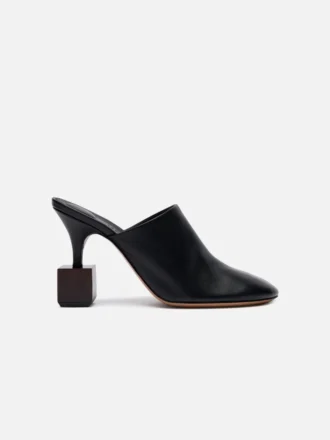 Bisou-mules Mules med geometrisk klack