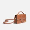 Den stora Bambino Crossbody-väskan med lock