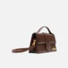 Den stora Bambino Crossbody-väskan med lock