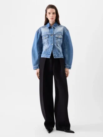 Denimjackan de-Nîmes Böjd denimjacka