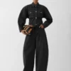 Denimjackan de-Nîmes Figursydd denimjacka