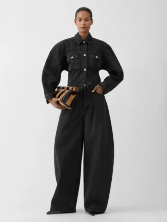 Denimjackan de-Nîmes Figursydd denimjacka