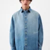 Denimskjorta från Simon de-Nîmes Rak denimskjorta Denimskjorta från Simon de-Nîmes Rak denimskjorta