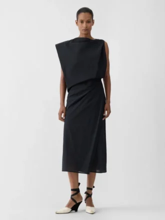 Drap-klänningen Asymmetrisk kolumnklänning