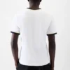 Gio-t-shirt Kortärmad t-shirt med broderad patch Gio-t-shirt Kortärmad t-shirt med broderad patch