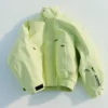 Gore-Tex-jackan JACQUEMUS + Nike 2-i-1 Gore-Tex-jacka – JACQUEMUS + Nike-samarbete Gore-Tex-jackan JACQUEMUS + Nike 2-i-1 Gore-Tex-jacka – JACQUEMUS + Nike-samarbete
