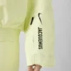 Gore-Tex-jackan JACQUEMUS + Nike 2-i-1 Gore-Tex-jacka – JACQUEMUS + Nike-samarbete Gore-Tex-jackan JACQUEMUS + Nike 2-i-1 Gore-Tex-jacka – JACQUEMUS + Nike-samarbete