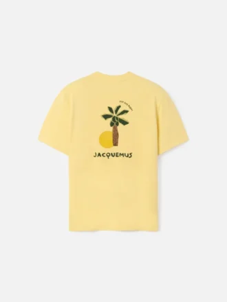 Hello Dubai-t-shirt Logot-shirt – säljs exklusivt online och i våra butiker i Förenade Arabemiraten Hello Dubai-t-shirt Logot-shirt – säljs exklusivt online och i våra butiker i Förenade Arabemiraten