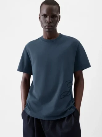 J kortärmad t-shirt Broderad monogram-t-shirt J kortärmad t-shirt Broderad monogram-t-shirt