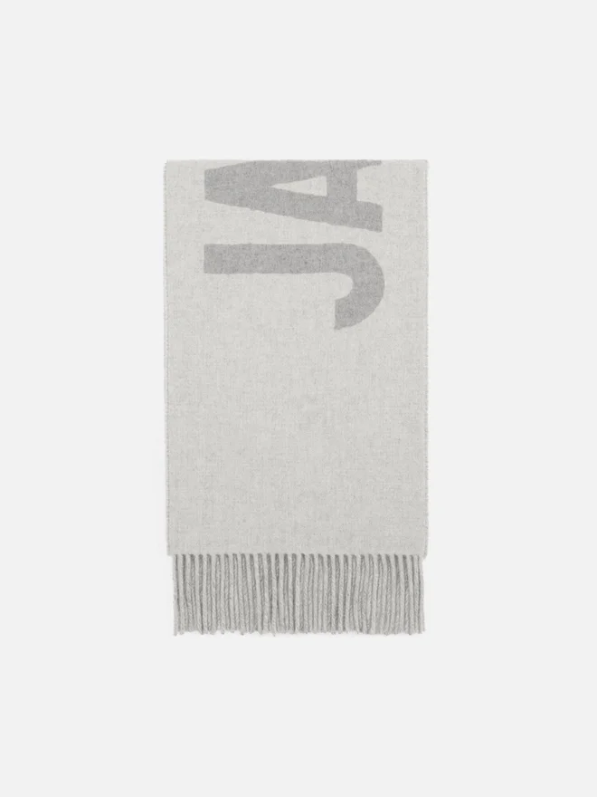 Jacquemus-scarf Scarf med logotyp och fransar Jacquemus-scarf Scarf med logotyp och fransar