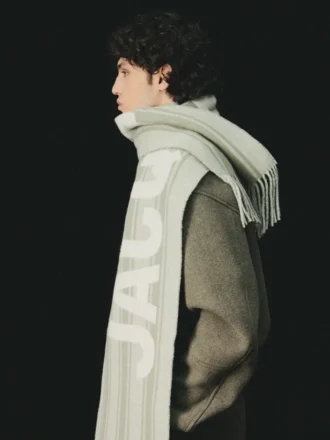 Jacquemus-scarf Scarf med logotyp och fransar