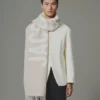 Jacquemus-scarf Scarf med logotyp och fransar Jacquemus-scarf Scarf med logotyp och fransar