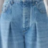 Jeans från Ovalo de-Nîmes Jeans med hög midja och kurvig passform Jeans från Ovalo de-Nîmes Jeans med hög midja och kurvig passform