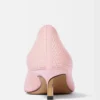 Låga Tourni-klackar Låga vridna pumps Låga Tourni-klackar Låga vridna pumps