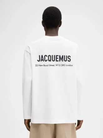 Långärmad t-shirt med Londons adress Långärmad t-shirt med tryckt adress och logotyp – säljs exklusivt online och i vår butik i London Långärmad t-shirt med Londons adress Långärmad t-shirt med tryckt adress och logotyp – säljs exklusivt online och i vår butik i London