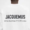 Långärmad t-shirt med Londons adress Långärmad t-shirt med tryckt adress och logotyp – säljs exklusivt online och i vår butik i London Långärmad t-shirt med Londons adress Långärmad t-shirt med tryckt adress och logotyp – säljs exklusivt online och i vår butik i London