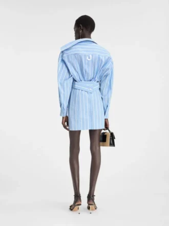 Miniklänning i skjortmodell Asymmetrisk skjortklänning Miniklänning i skjortmodell Asymmetrisk skjortklänning