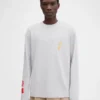 New York-t-shirt Långärmad t-shirt med logo – säljs exklusivt online och i vår butik i New York New York-t-shirt Långärmad t-shirt med logo – säljs exklusivt online och i vår butik i New York