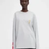 New York-t-shirt Långärmad t-shirt med logo – säljs exklusivt online och i vår butik i New York New York-t-shirt Långärmad t-shirt med logo – säljs exklusivt online och i vår butik i New York