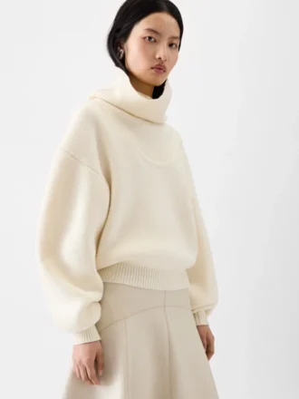Pallone-stickad tröja med bred turtleneck