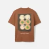 T-shirt Bonjour Korea T-shirt med logo – säljs exklusivt online och i våra butiker i Sydkorea T-shirt Bonjour Korea T-shirt med logo – säljs exklusivt online och i våra butiker i Sydkorea