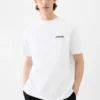 T-shirt med adressen till Bahamas Kortärmad t-shirt med logotyp och adress – säljs exklusivt online och i vår butik på Bahamas T-shirt med adressen till Bahamas Kortärmad t-shirt med logotyp och adress – säljs exklusivt online och i vår butik på Bahamas