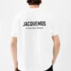 T-shirt med adressen till Bahamas Kortärmad t-shirt med logotyp och adress – säljs exklusivt online och i vår butik på Bahamas T-shirt med adressen till Bahamas Kortärmad t-shirt med logotyp och adress – säljs exklusivt online och i vår butik på Bahamas