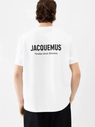 T-shirt med adressen till Bahamas Kortärmad t-shirt med logotyp och adress – säljs exklusivt online och i vår butik på Bahamas