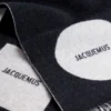 The Rond Carré-scarf Scarf med jacquardlogotyp The Rond Carré-scarf Scarf med jacquardlogotyp