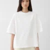 Torsade-t-shirt T-shirt med flockat logo Torsade-t-shirt T-shirt med flockat logo